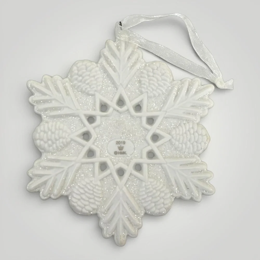 Hallmark Keepsake 2019 Snowflake Ornament White Glitter Jewel‎ Christmas Decor